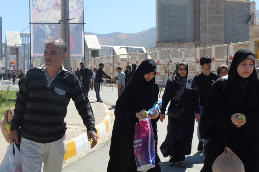 تردد روان زائرین اربعین حسینی در مرز باشماق/ تمامی اقدامات برای تأمین امنیت و تسهیل تردد زائران انجام‌ شده است