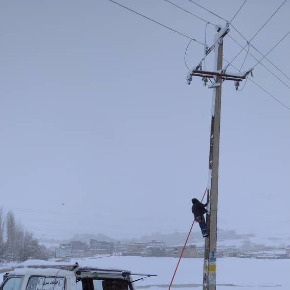 شبکه‌های توزیع برق کردستان آماده بارش‌های زمستانی/تاکنون ۶۰ درصد شبکه تعمیر شده است