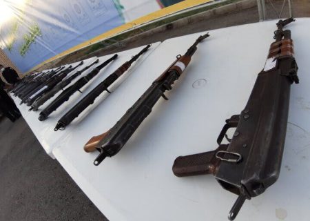 کشف ۴۹ قبضه اسلحه قاچاق در مرز مریوان