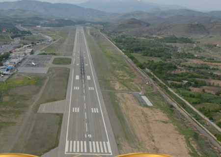 فرودگاه سنندج روی باند تعطیلی/ کنسلی پروازها مربوط به شرکت‌های هواپیمایی و شرکت هلدینگ کیاپرواز است