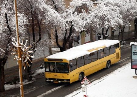 ۳۵ دستگاه اتوبوس و مینی بوس شهروندان سنندجی‌ را جابجا می‌کنند