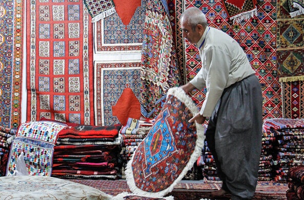 صنایع‌دستی کردستان میراثی کهن از هنر و فرهنگ اصیل ایرانی/ اشتغال‌زایی برای ٧٢٠نفر صنعتگر در سال گذشته