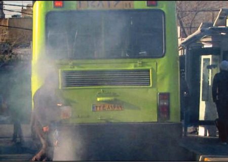 خودروهایی که آلودگی جابه‌جا می کنند/۱۰۰ درصد ناوگان اتوبوس داخل شهری و مینی‌بوس‌های کردستان فرسوده هستند!