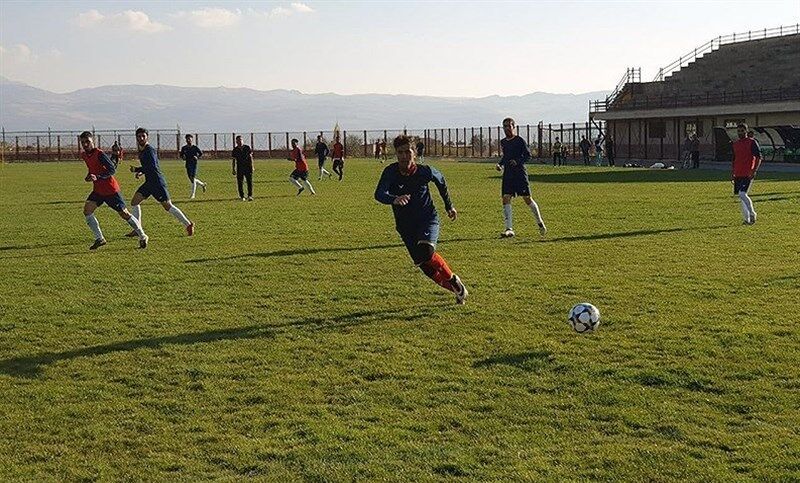 رقابت ۲ مدعی قهرمانی لیگ برتر فوتبال کردستان به تساوی کشید