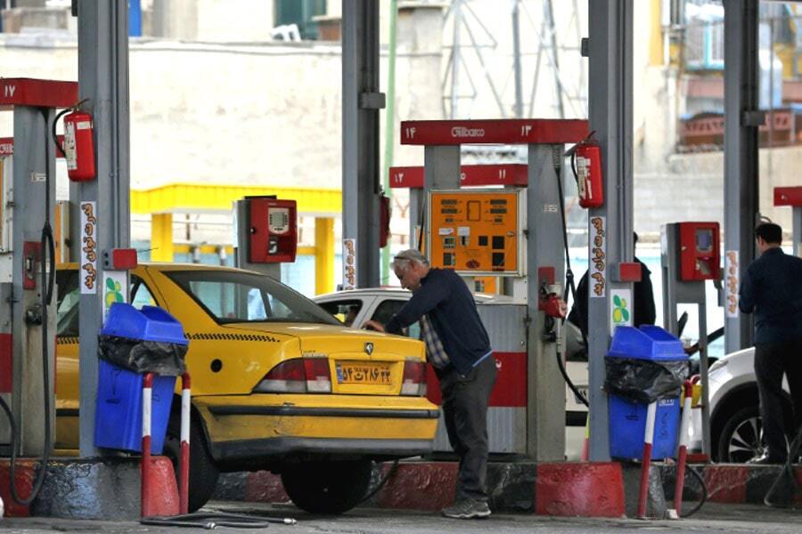 هیچ گونه مشکلی در زمینه کمبود سوخت در کردستان وجود ندارد