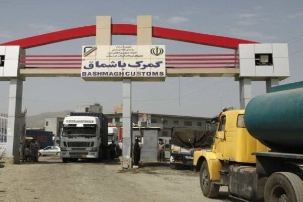 بیش از ۲ میلیارد دلار مبادلات تجاری در گمرکات کردستان انجام شد
