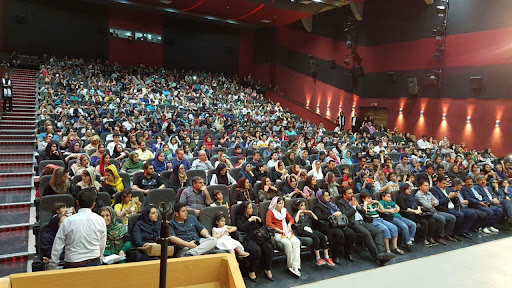 استقبال ۱۰۰هزار نفری از فیلم‌های پردیس سینمایی بهمن سنندج