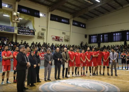 خانه بسکتبال کردستان با اقتدار صدرنشین شد