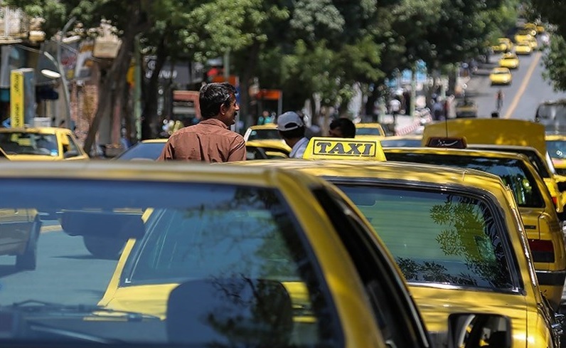 جابجایی شهروندان با ۹۰۰ دستگاه تاکسی در سنندج